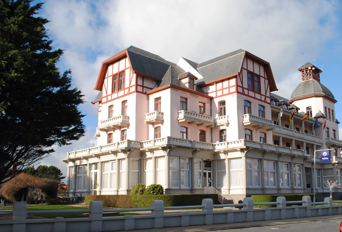 Gemeentehuis De Haan 2