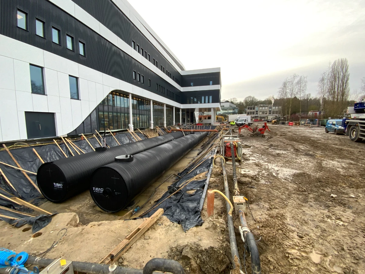 deschacht realisatie hdpe opslagtanks 10