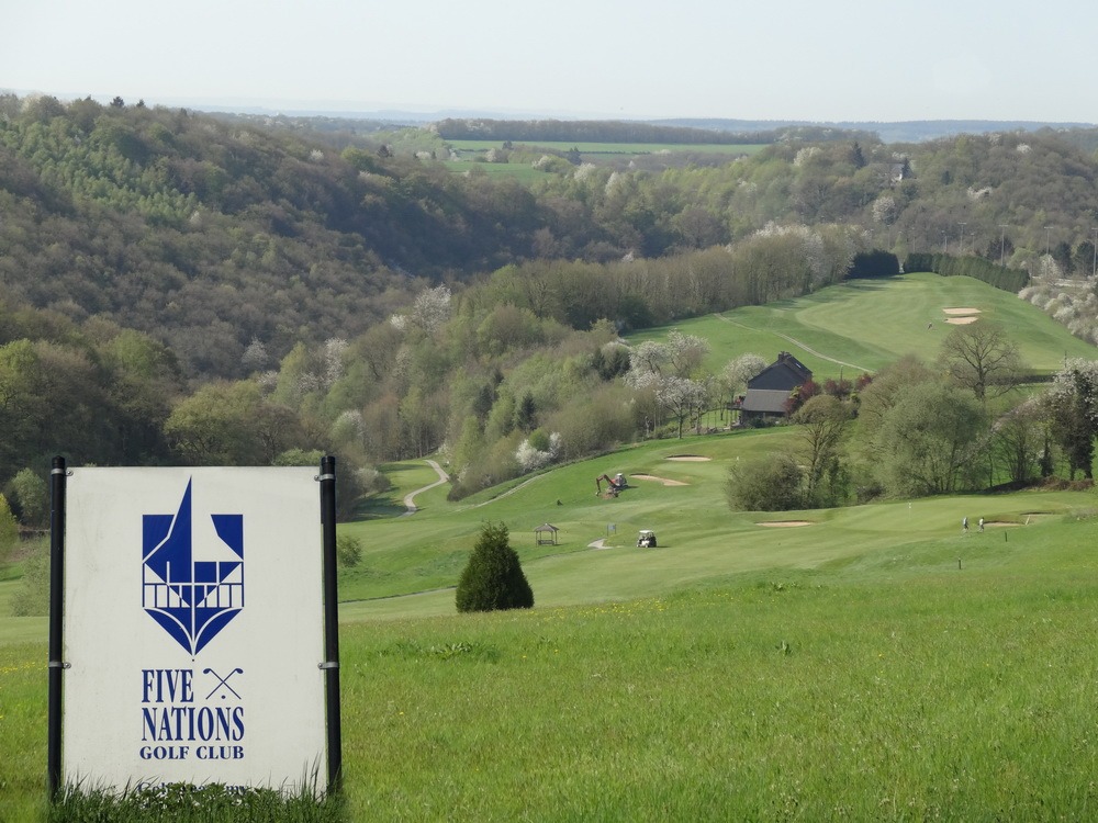 panneau de golf 05430 redimensionner